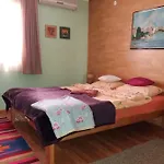 Apartment&rooms 