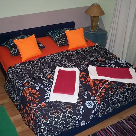 Apartment&rooms 