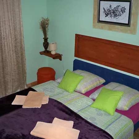 Apartment&rooms 