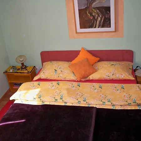Apartment&rooms 