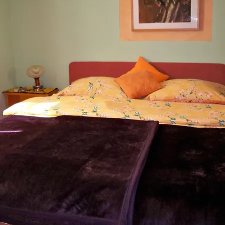 Apartment&rooms 