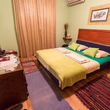 Apartment&rooms 