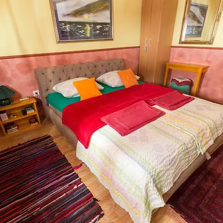 Pensión Apartment&rooms 