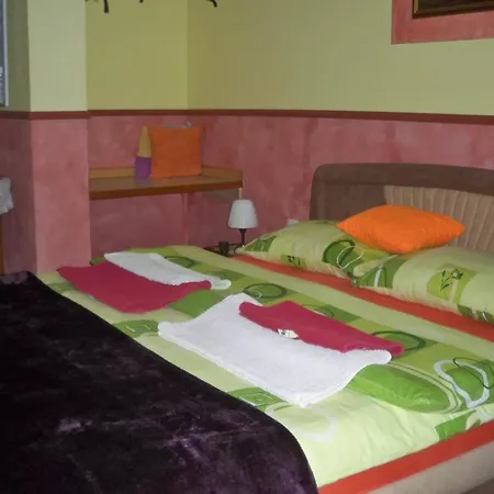 Apartment&rooms 