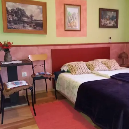 Guest house Apartment&rooms 