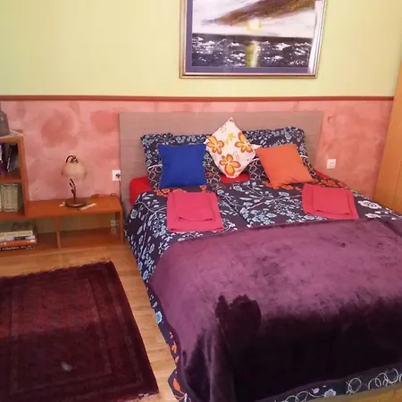 Apartment&rooms 