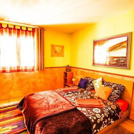 Guest house Apartment&rooms 