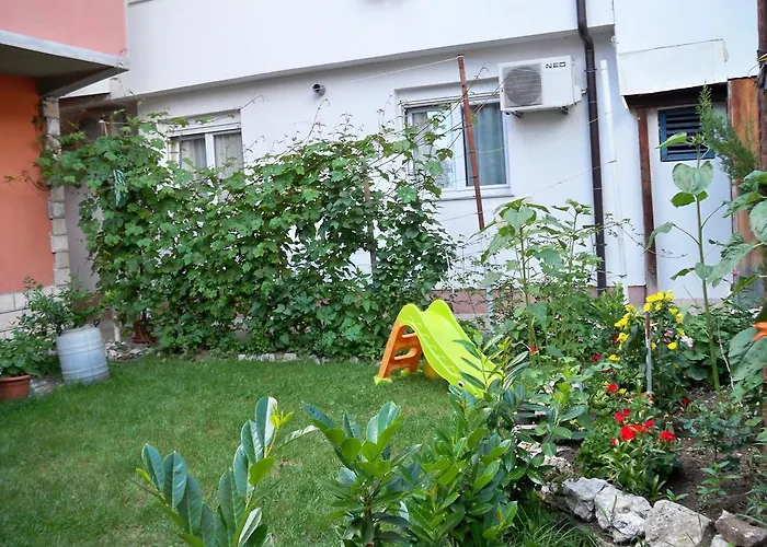 ゲストハウス Apartment&rooms 